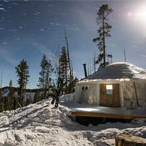 yurt-skiing-thumb